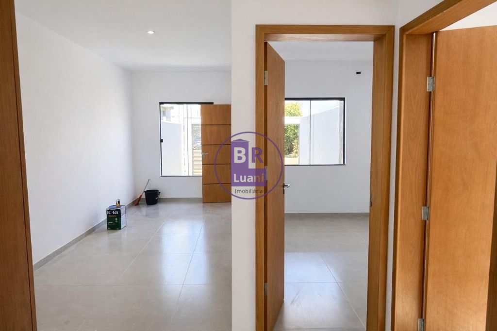 Casas a venda no jardim padovani com 2 dormitórios.