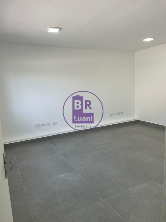 Ponto comercial para locação com 150m² com mezanino.