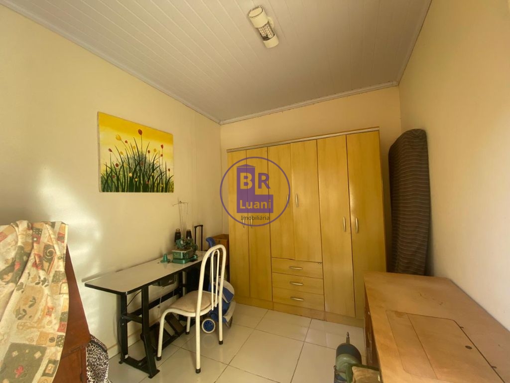Casa térrea à venda com 3 dormitórios sendo 1 suíte