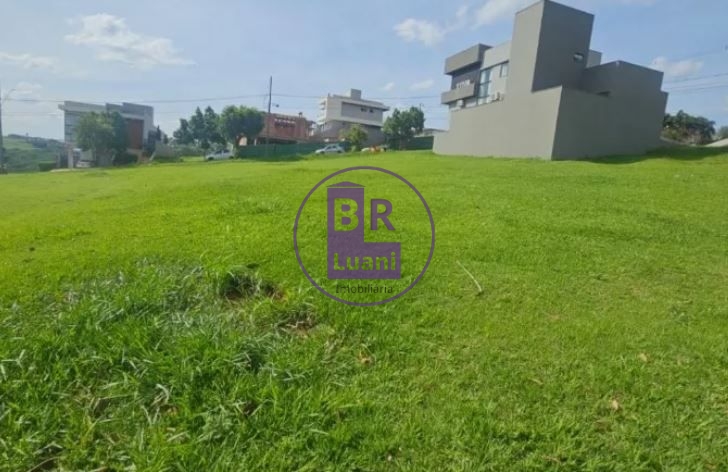 Terreno à venda no Royal Boulevard Residence e Resorts