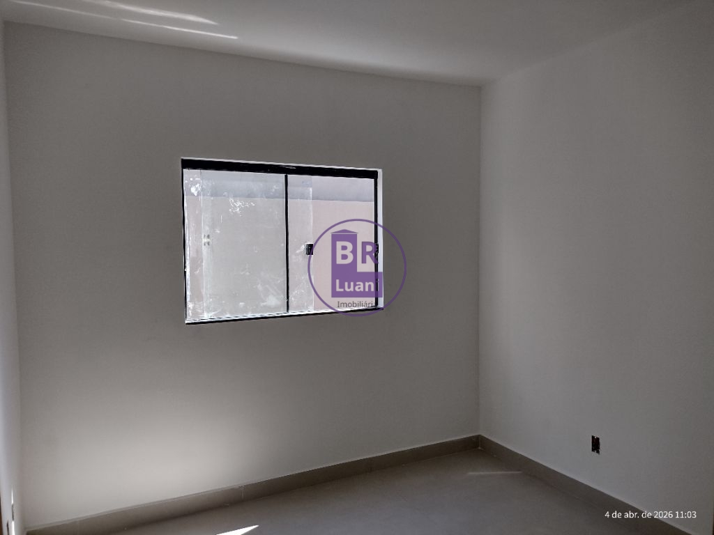 Casa com 3 Quartos e 2 banheiros à Venda - Jardim Colúmbia R$ 399.000,00