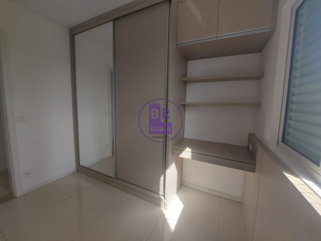 Apartamento com 3 Dormitórios (1 Suíte) e Sacada com Churrasqueira Lazer Completo