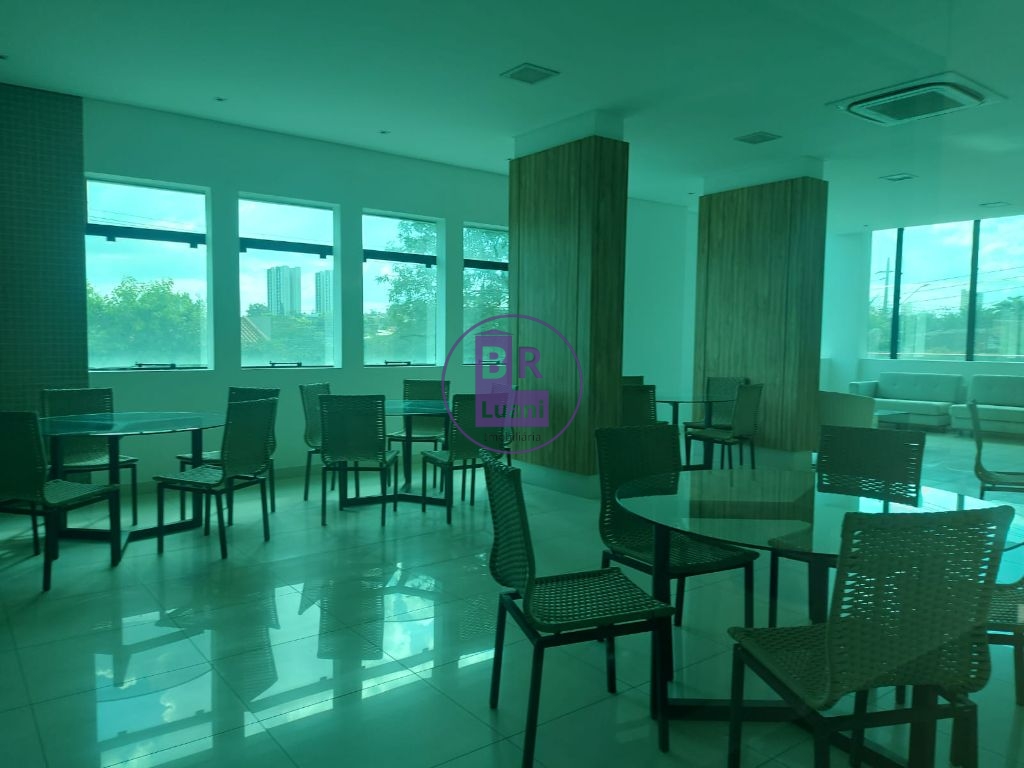Apartamento com 3 dormitórios (1 suíte) e sacada com churras