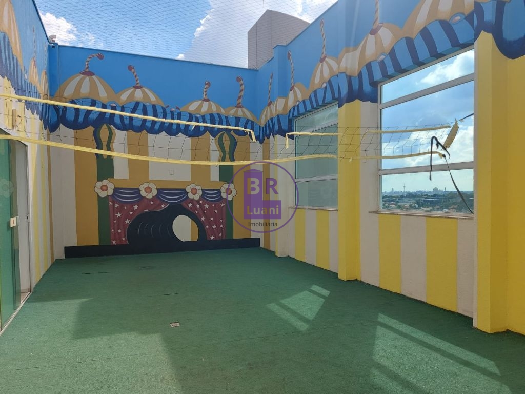 Apartamento com 3 dormitórios (1 suíte) e sacada com churras