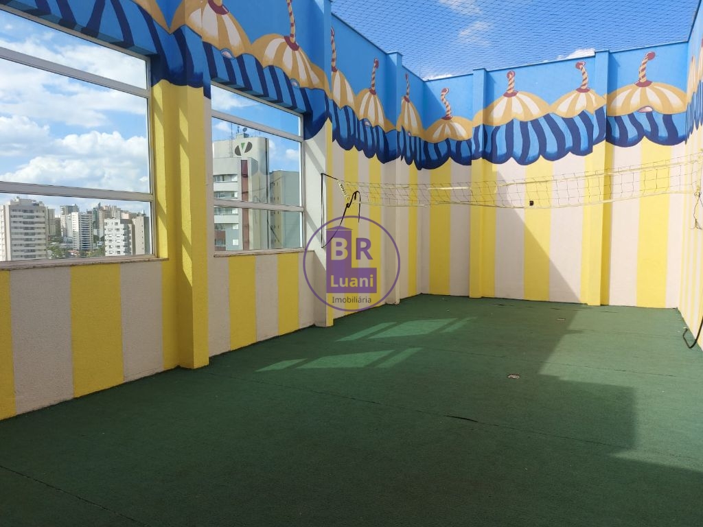 Apartamento com 3 dormitórios (1 suíte) e sacada com churras