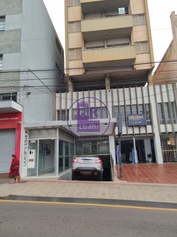 Apartamento à venda com 3 dormitorios sendo 1 suite no Centro