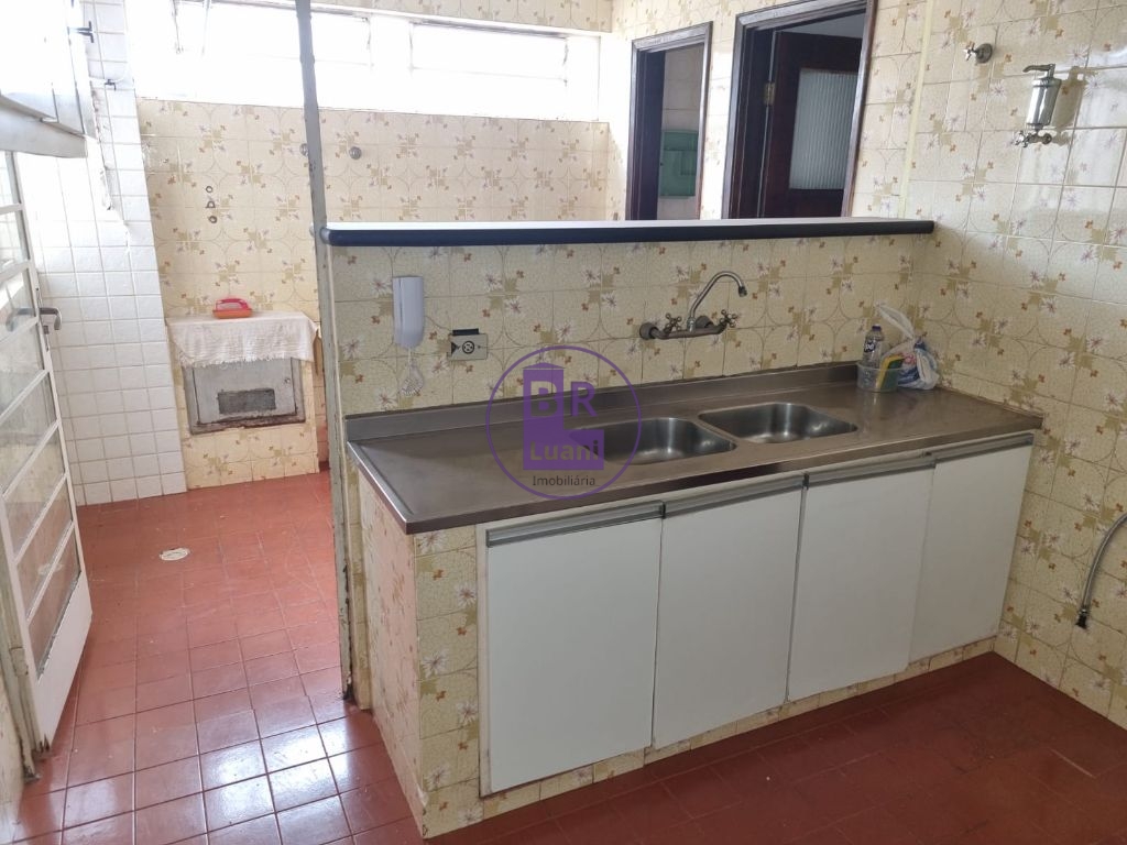 Apartamento à venda com 3 dormitorios sendo 1 suite no Centro