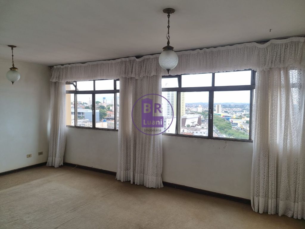 Apartamento à venda com 3 dormitorios sendo 1 suite no Centro