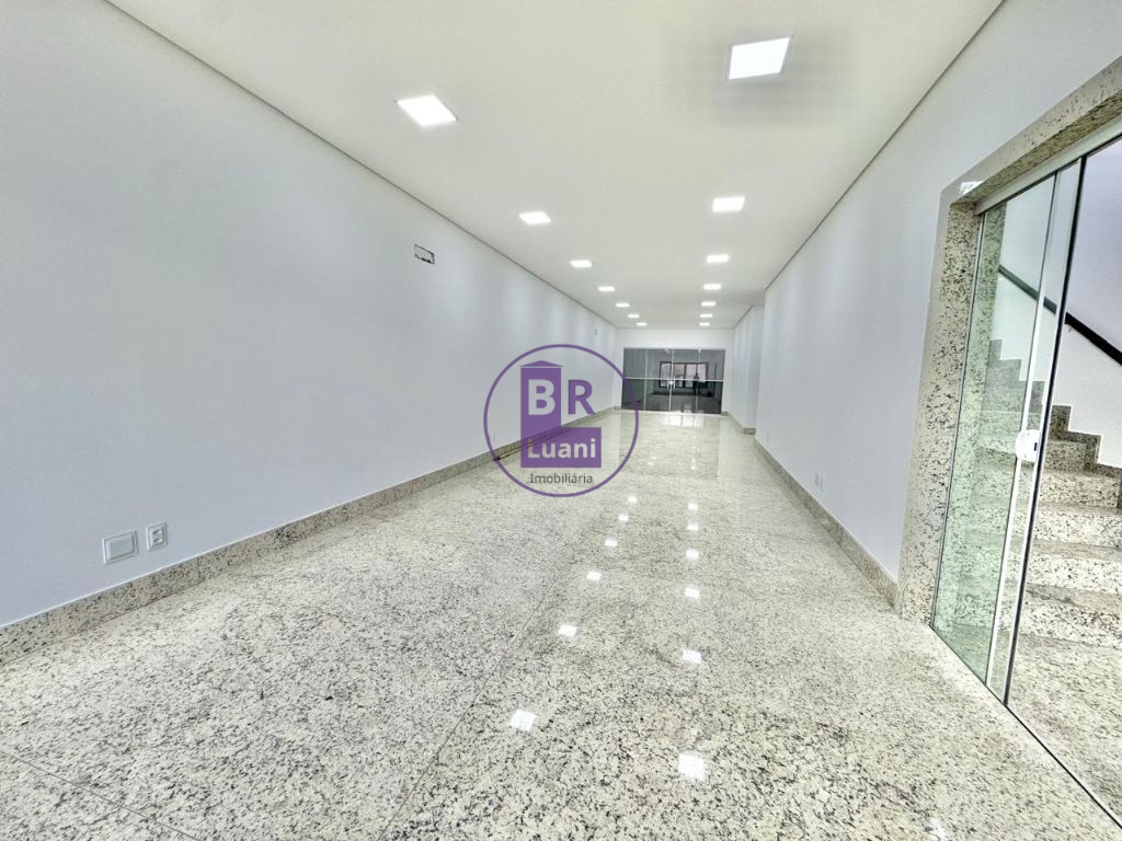 Sala comercial sofisticada com 80m² em localização estratégi