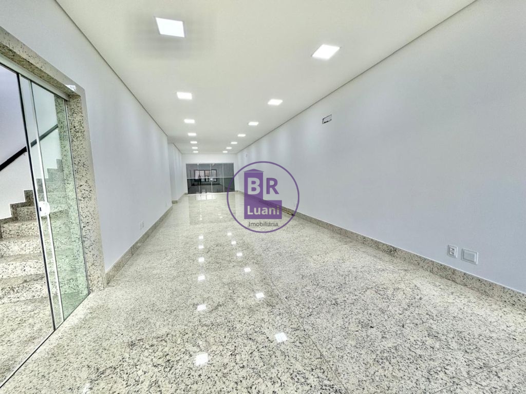 Sala comercial sofisticada com 80m² em localização estratégi