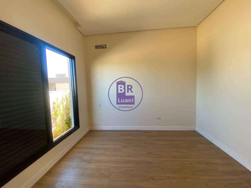 Residência exclusiva com 4 dormitórios e espaço gourmet no c