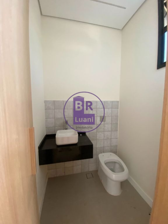 Residência exclusiva com 4 dormitórios e espaço gourmet no c