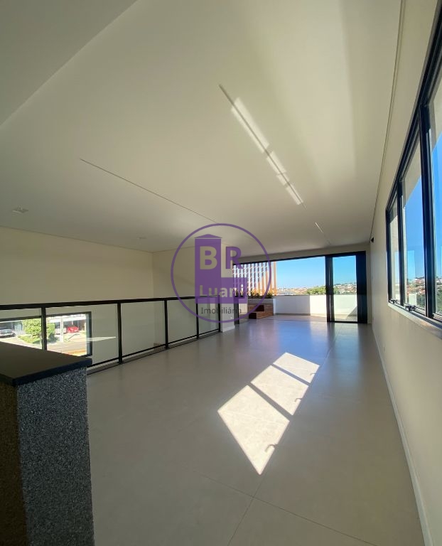 Residência Exclusiva com 4 Dormitórios e Espaço Gourmet no Condomínio Araçari.