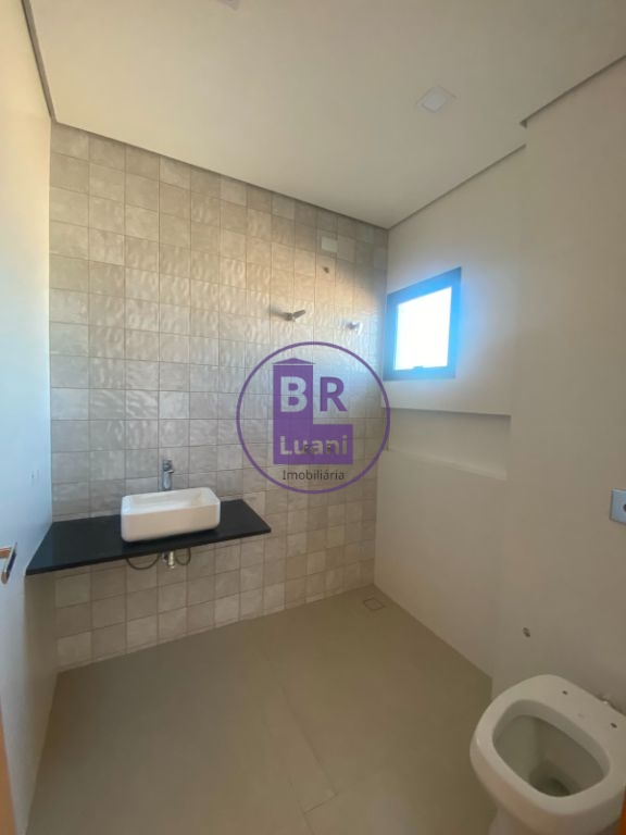 Residência exclusiva com 4 dormitórios e espaço gourmet no c