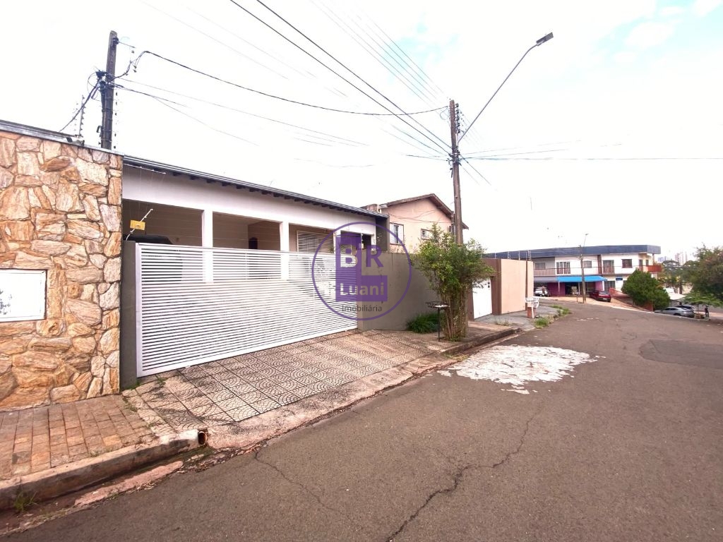 Casa 200m2 3 quartos jardim champagnat – com jacuzzi, edícul