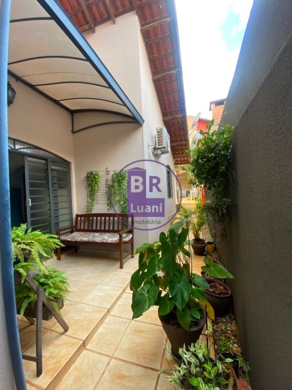 Casa 200m2 3 quartos Jardim Champagnat Com Jacuzzi, Edícula e Lazer Privativo