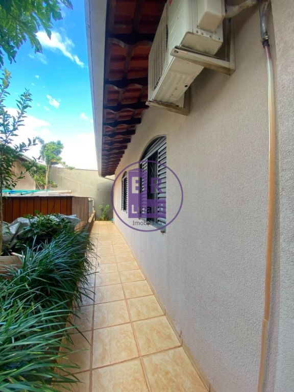 Casa 200m2 3 quartos Jardim Champagnat Com Jacuzzi, Edícula e Lazer Privativo