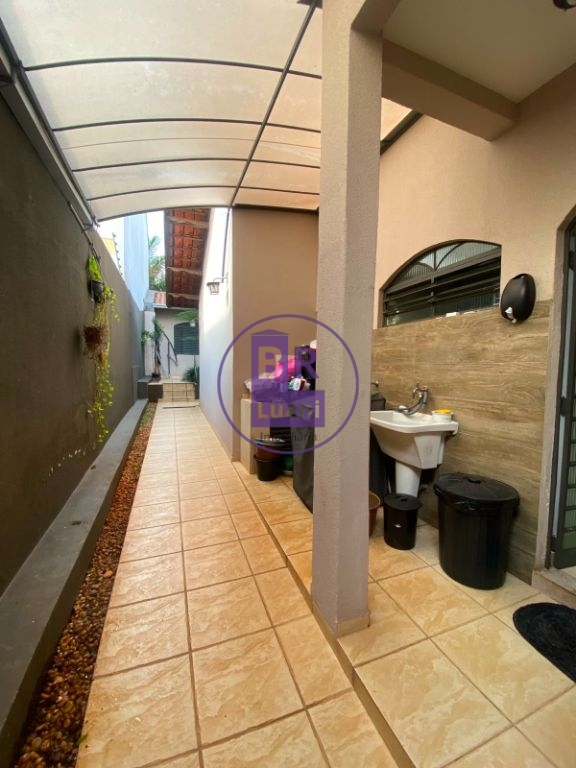 Casa 200m2 3 quartos jardim champagnat – com jacuzzi, edícul