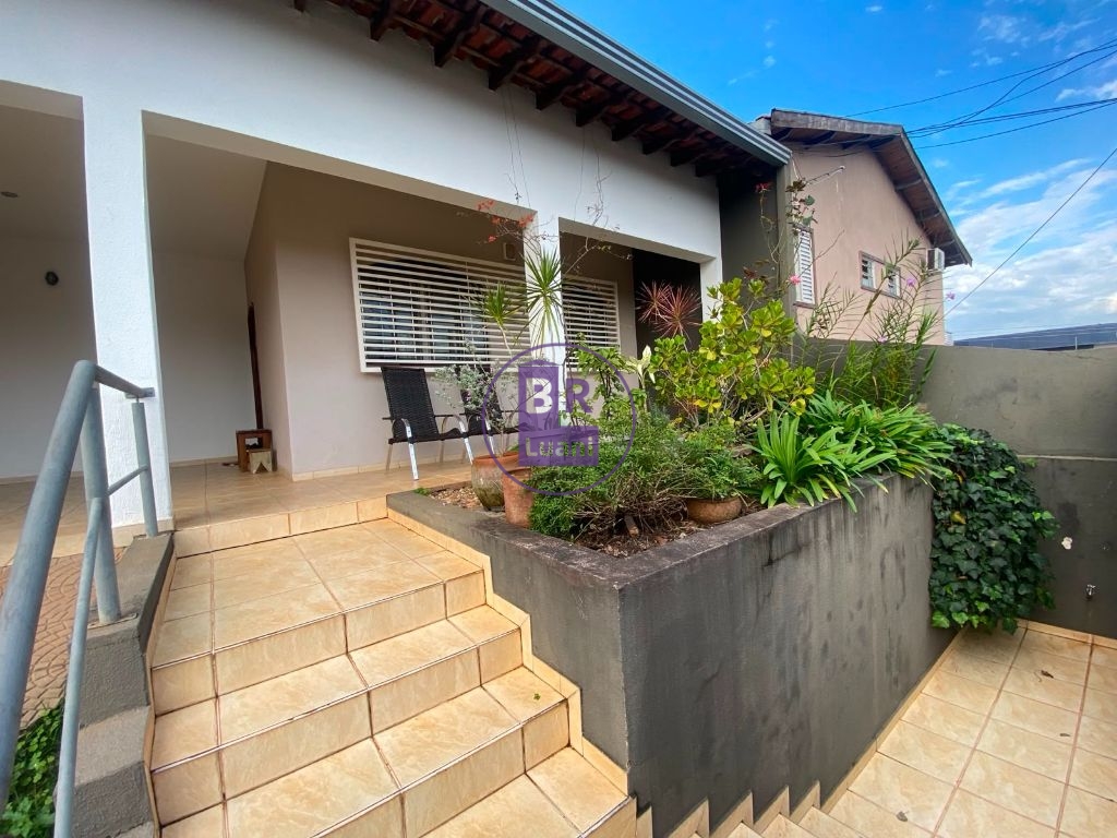 Casa 200m2 3 quartos jardim champagnat – com jacuzzi, edícul