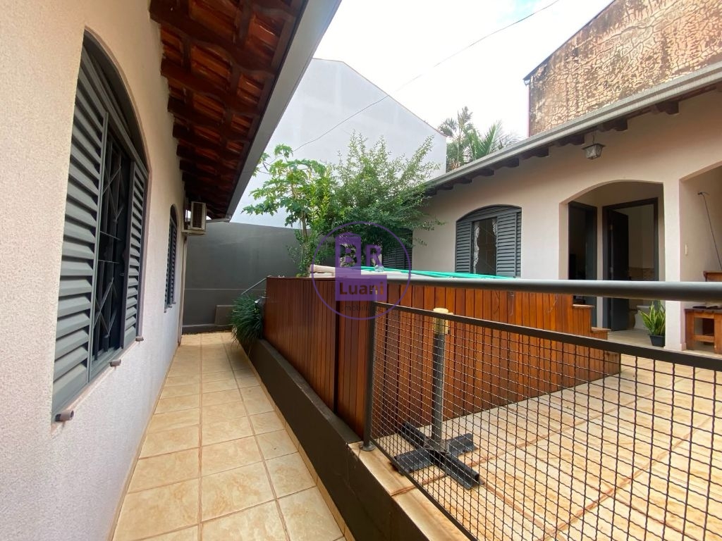 Casa 200m2 3 quartos Jardim Champagnat Com Jacuzzi, Edícula e Lazer Privativo