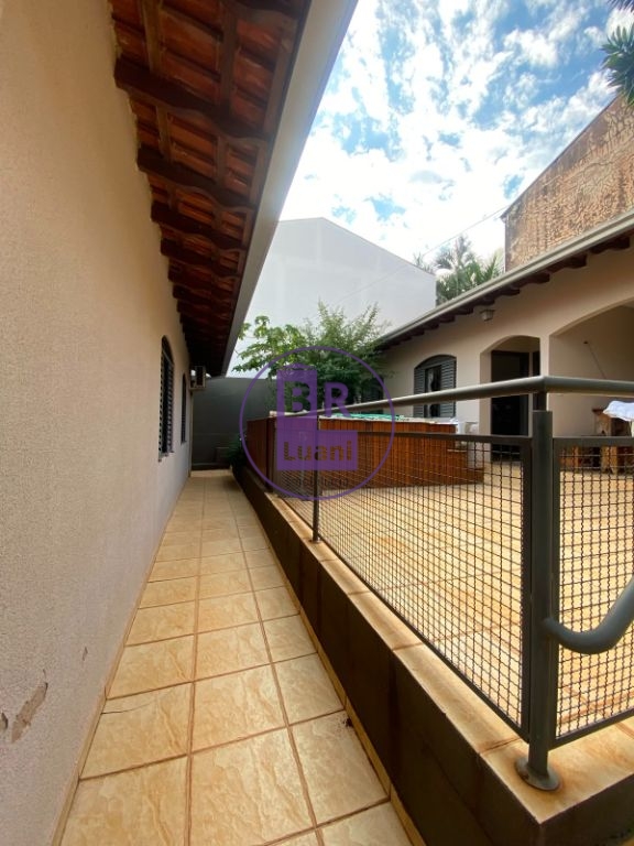 Casa 200m2 3 quartos Jardim Champagnat Com Jacuzzi, Edícula e Lazer Privativo