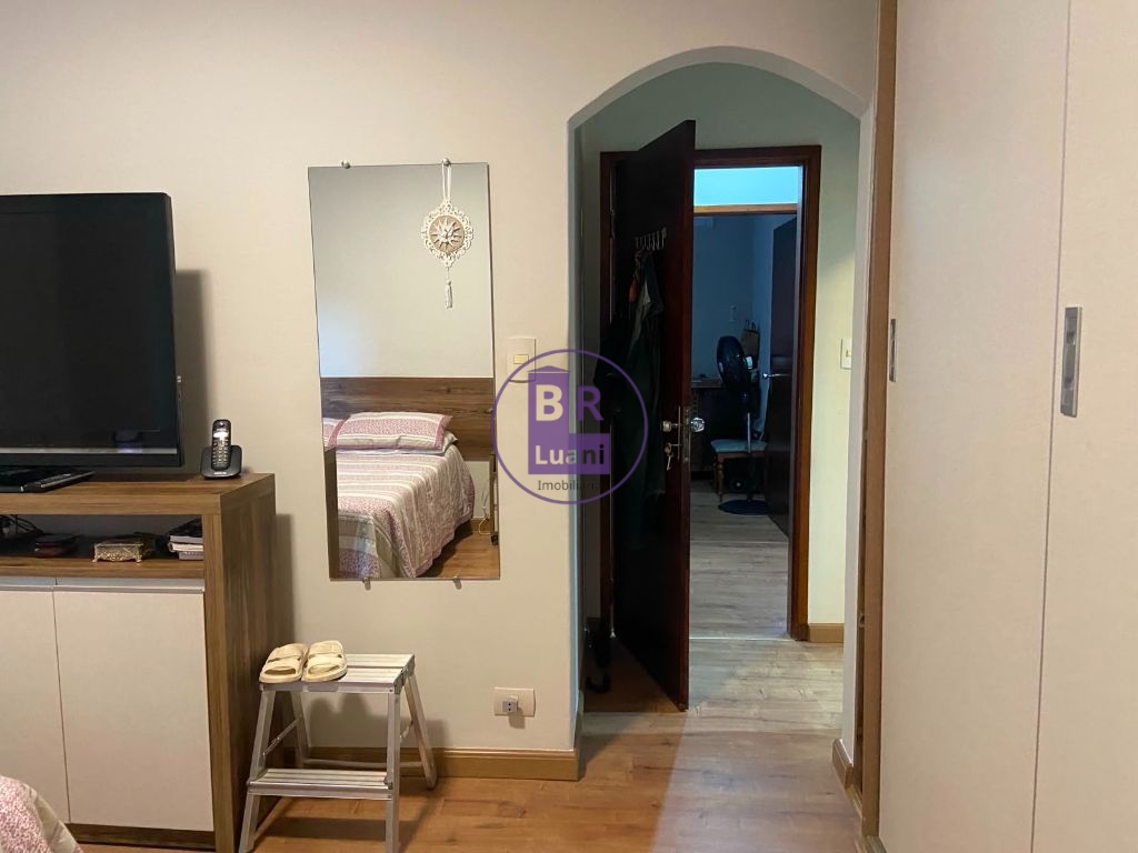 Casa 200m2 3 quartos jardim champagnat – com jacuzzi, edícul