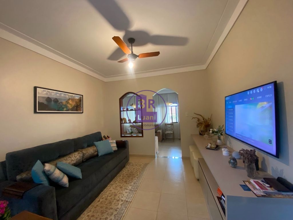 Casa 200m2 3 quartos Jardim Champagnat Com Jacuzzi, Edícula e Lazer Privativo