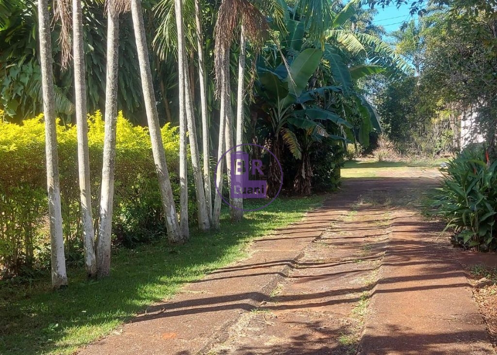 Área de 6.200 m² com excelente potencial para condomínio res