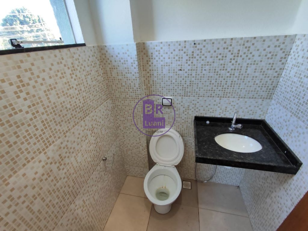 Barracão/Galpão Comercial no Jd. Belo Horizonte 250 m² de Área Útil Com Mezanino