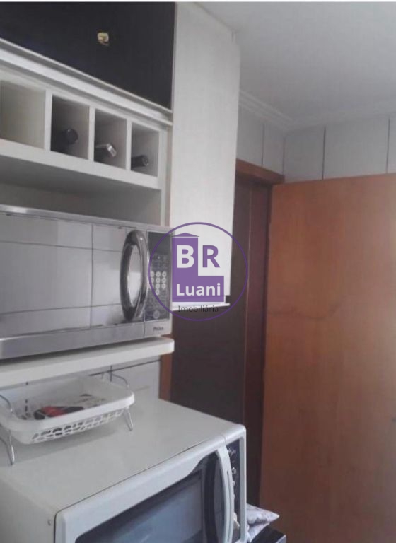 Apartamento padrão à venda com 3 dormitórios no centro de lo