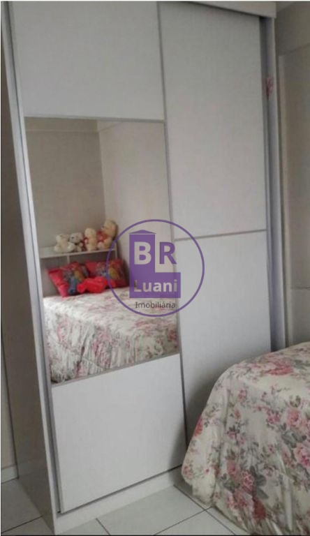 Apartamento padrão à venda com 3 dormitórios no centro de lo