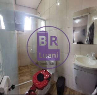 Casa 250m² quartos (1 suíte) cozinha planejada piscina churr