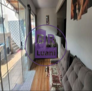 Casa 250m² quartos (1 suíte) cozinha planejada piscina churr