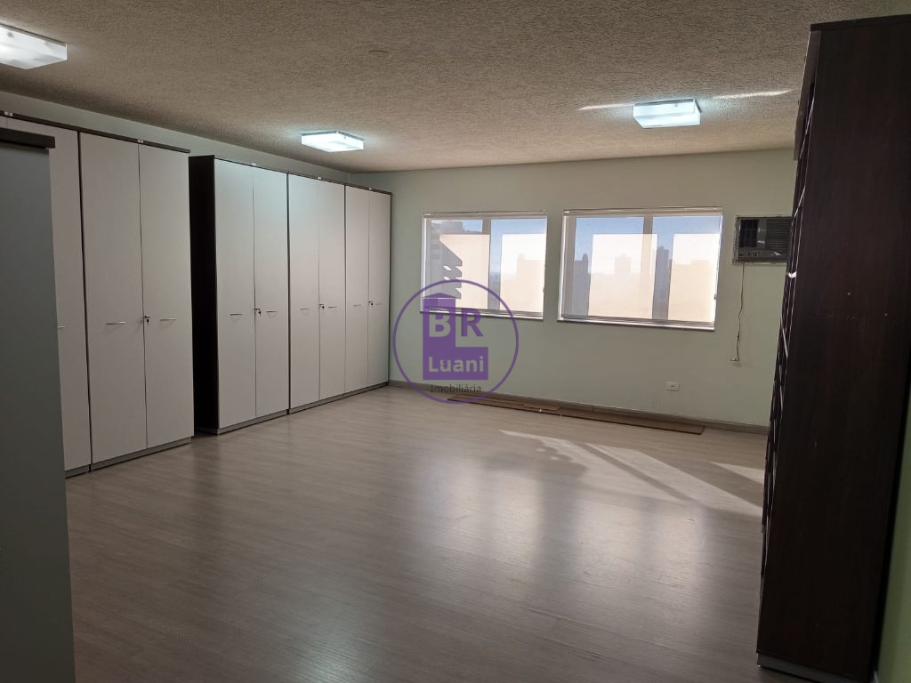 Sala comercial na r. Souza naves 42 m² úteis copa vaga de ga