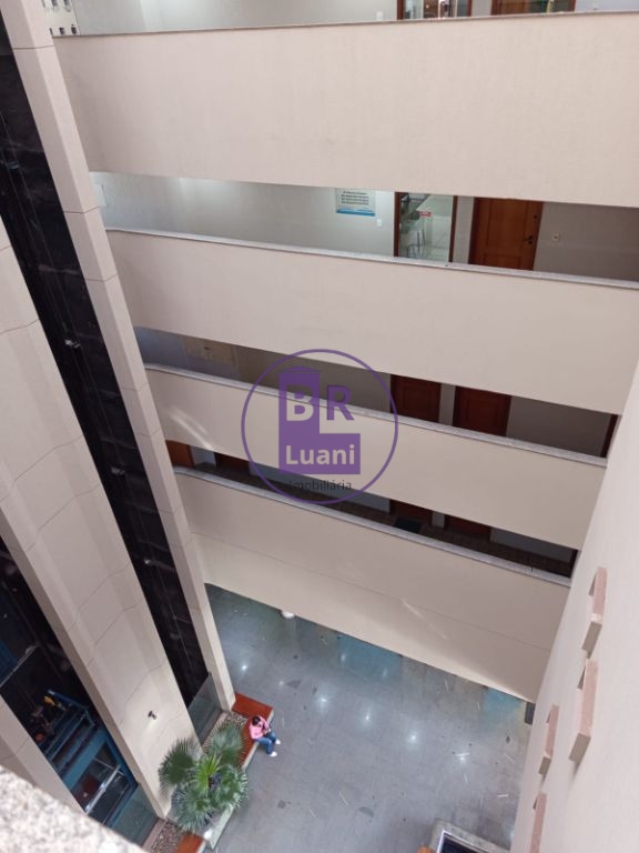 Sala Comercial na R. Souza Naves 42 m² Úteis Copa Vaga de Garagem