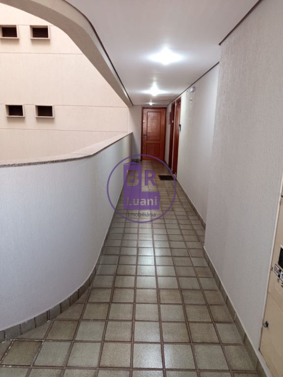 Sala comercial na r. Souza naves 42 m² úteis copa vaga de ga
