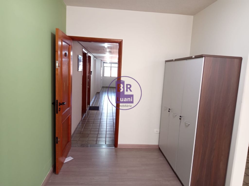 Sala comercial na r. Souza naves 42 m² úteis copa vaga de ga