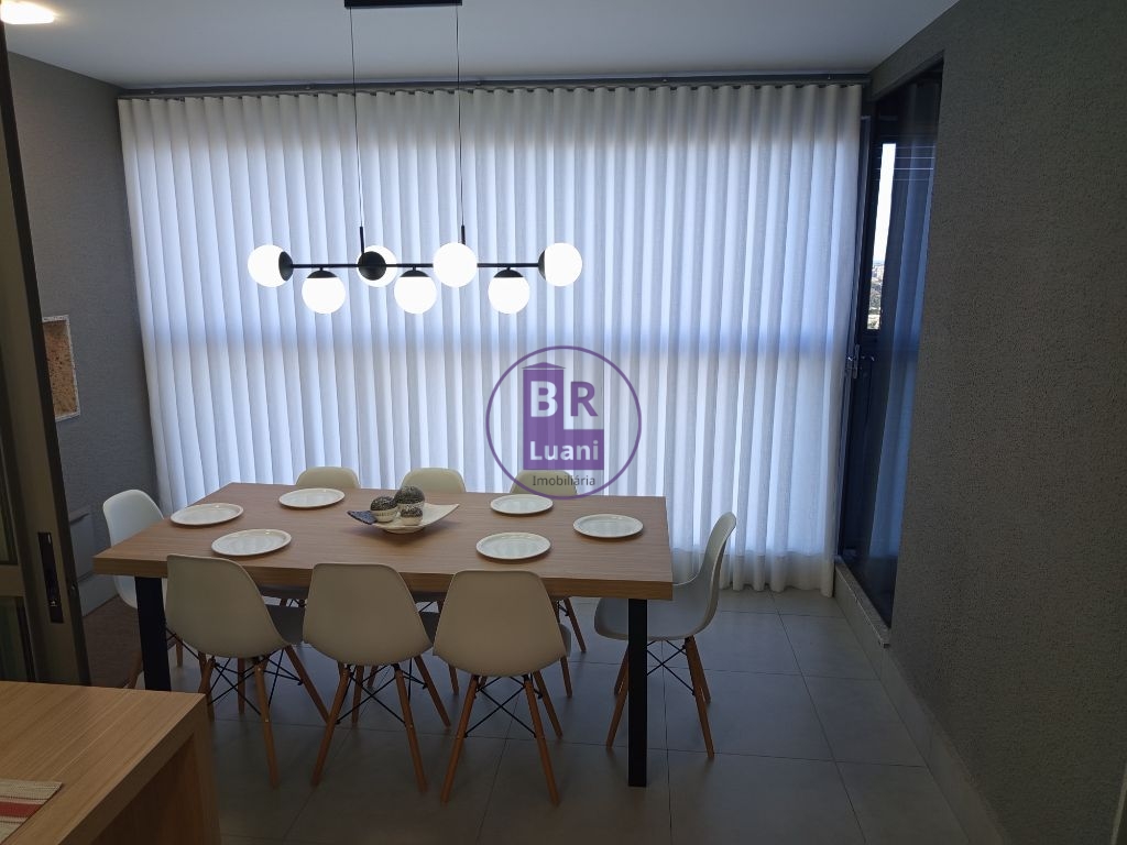 Oportunidade no artsy andar alto apartamento novo! 89m² 2 qu