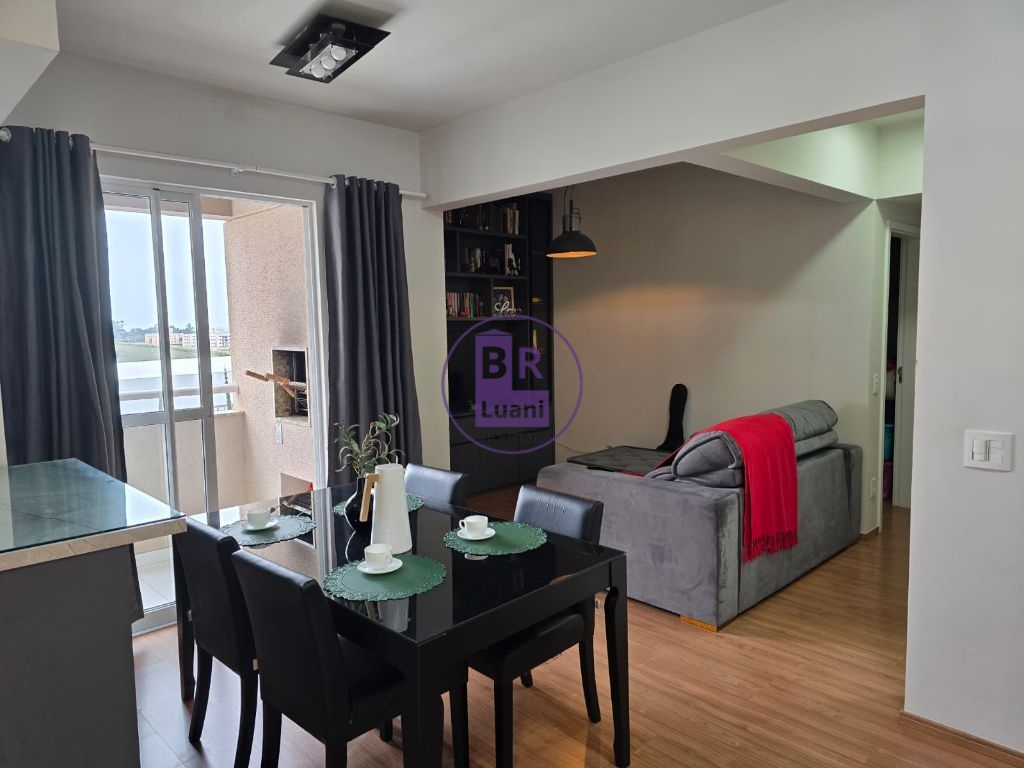 Apartamento à venda com 2 dormitórios sendo 1 suíte e sala e