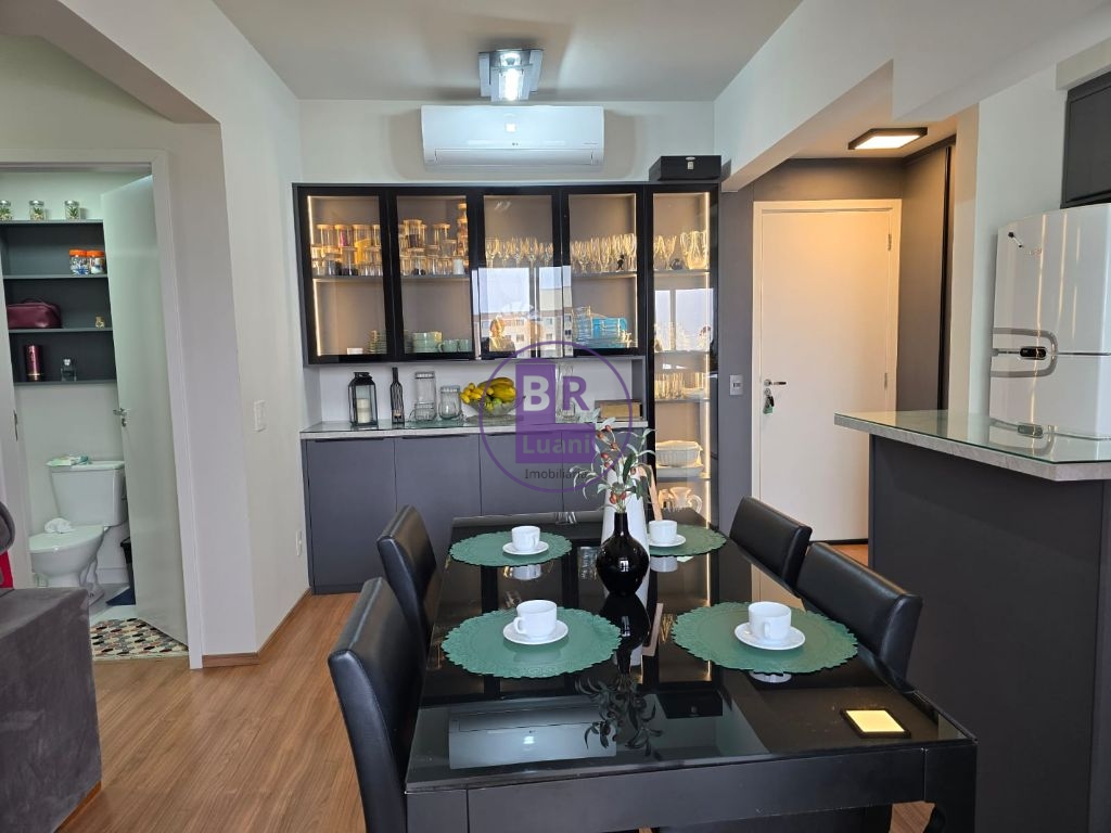 Apartamento à venda com 2 dormitórios sendo 1 suíte e sala e