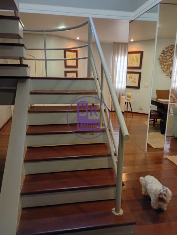 Casa a venda no aurora 3 suítes 300m² construção 525 m² terr