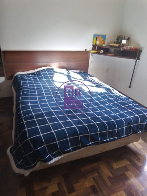 Casa térrea à venda com 3 dormitórios sendo 1 suíte - bairro