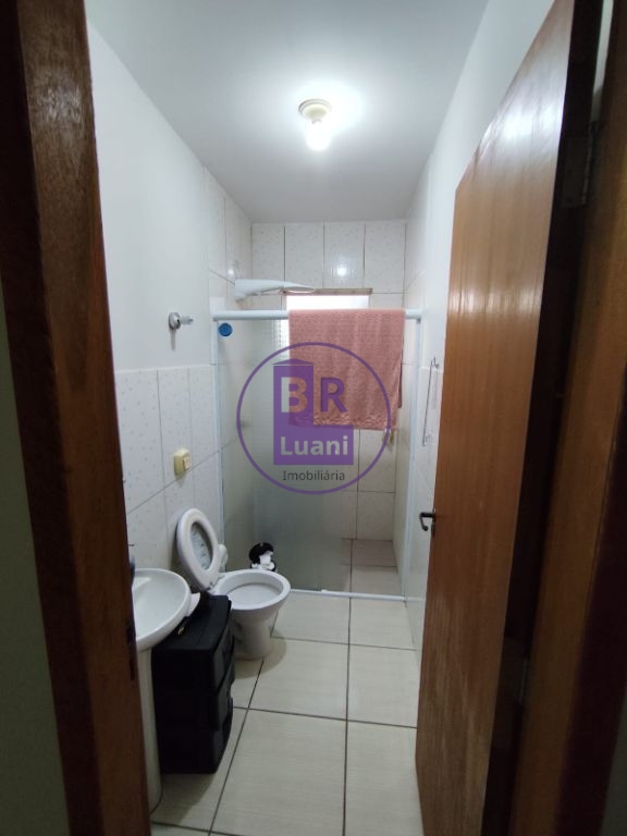 Lindo sobrado com espaço ideal, 3 dormitórios sendo 1 suíte 