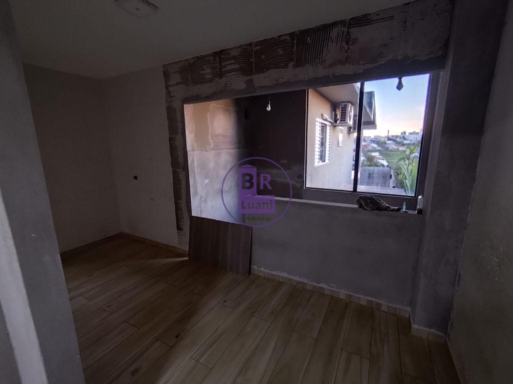 Lindo Sobrado com Espaço Ideal, 3 dormitórios sendo 1 suíte no Jardim Columbia R$ 380.000,00