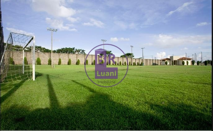 Terreno à venda no condomínio fechado com 728m²
