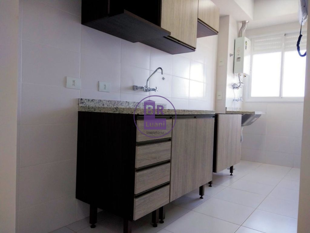Apartamento à venda no Sunset Faria Lima andar alto 3 quartos aquecedor a gás cozinha planejada
