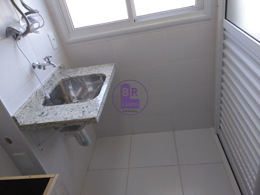 Apartamento à venda no Sunset Faria Lima andar alto 3 quartos aquecedor a gás cozinha planejada