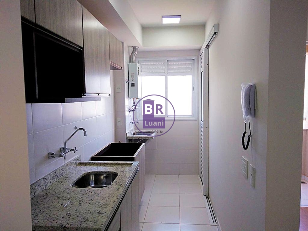Apartamento à venda no Sunset Faria Lima andar alto 3 quartos aquecedor a gás cozinha planejada