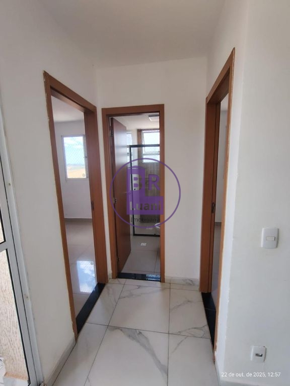 Apartamento andar alto 2 quartos 46m zona leste