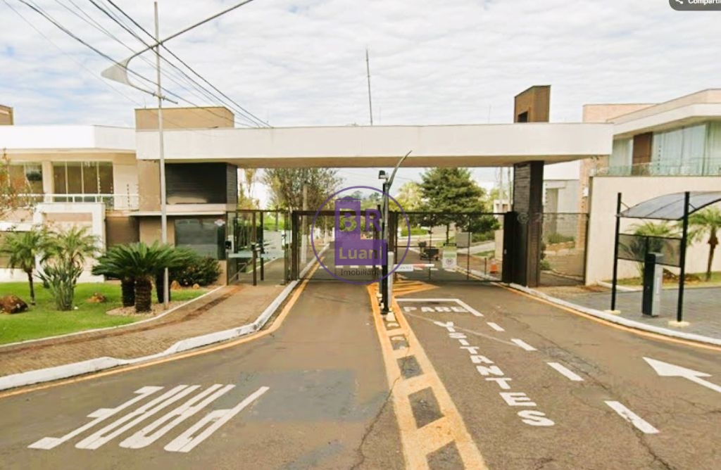 Casa terrea com 3 dormitorios sendo 1 suite e demi-suite